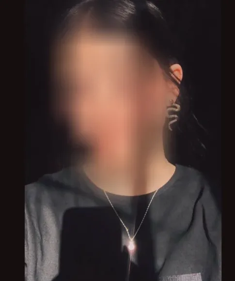 Alena, 21