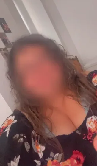 Cara, 33