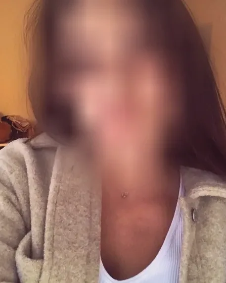 Emilia, 28