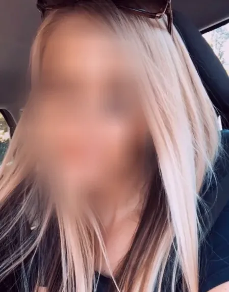 Esra, 35