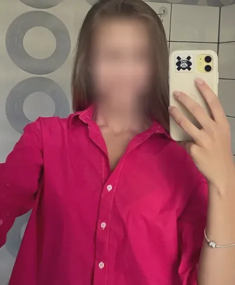 Jana, 27