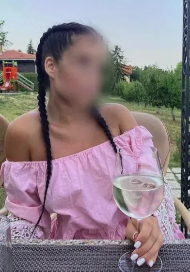 Sina, 30