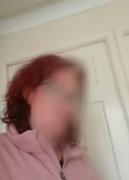 Tanja, 33